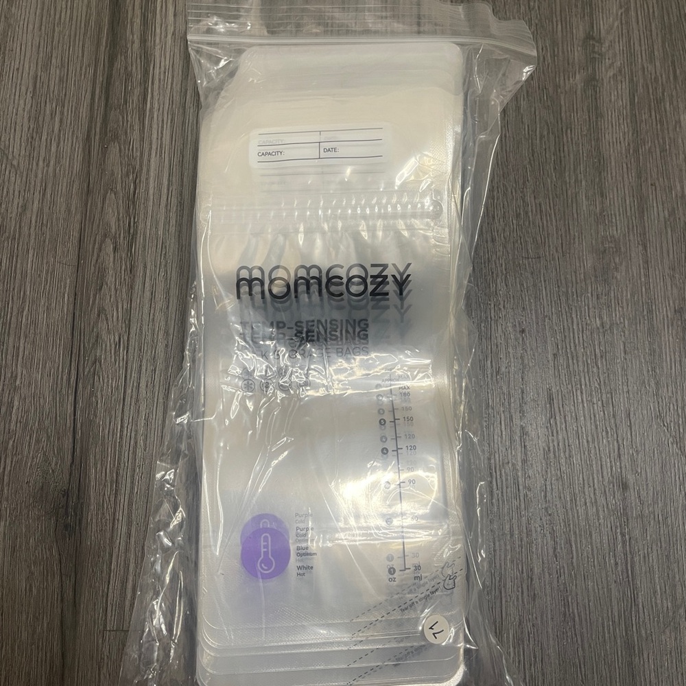 Momcozy Breast Milk Time Sensing Storage Bags